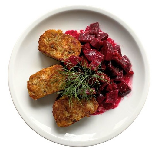 Serviettenknödel mit rote Bete-Meerrettichsoße (MT)